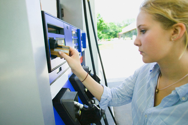 Fraudsters Filling Up At The Pump This Labor Day