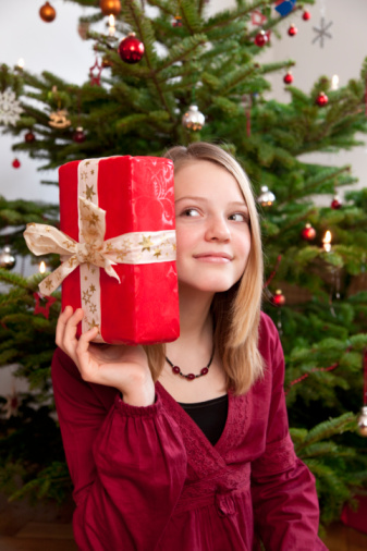 NRF Predicts Massive Holiday Online Shopping Volume