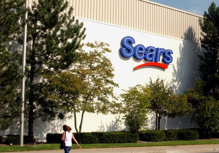 Sears Gives Holiday Sales To Rivals (But Not On Purpose)