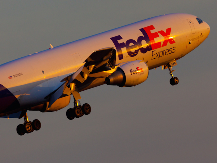 FedEx’s Early Xmas Present: Online Ordering Surge