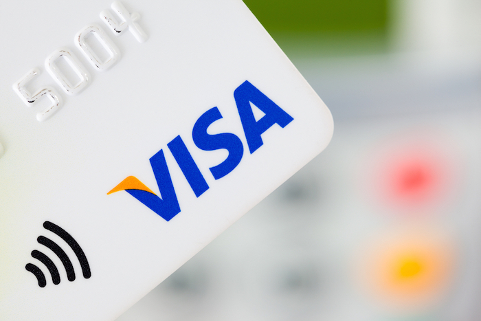 UK Raises Contactless Spending Limit to £30