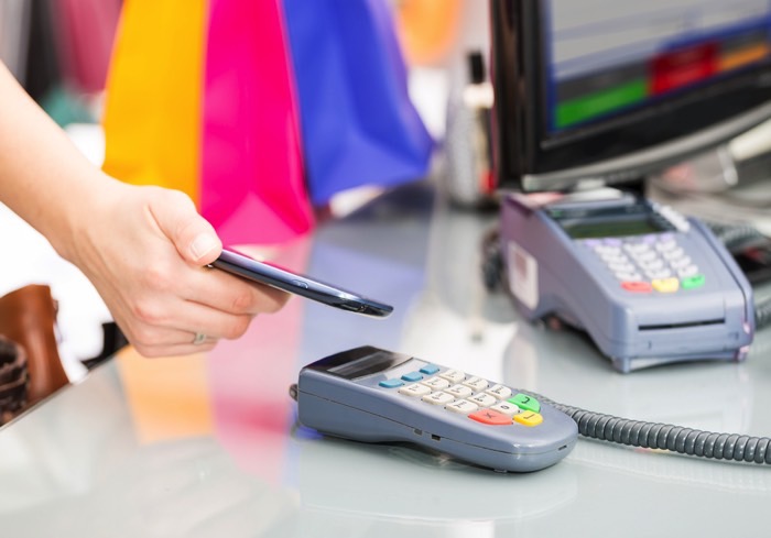 More UK Consumers Expect Contactless Payments