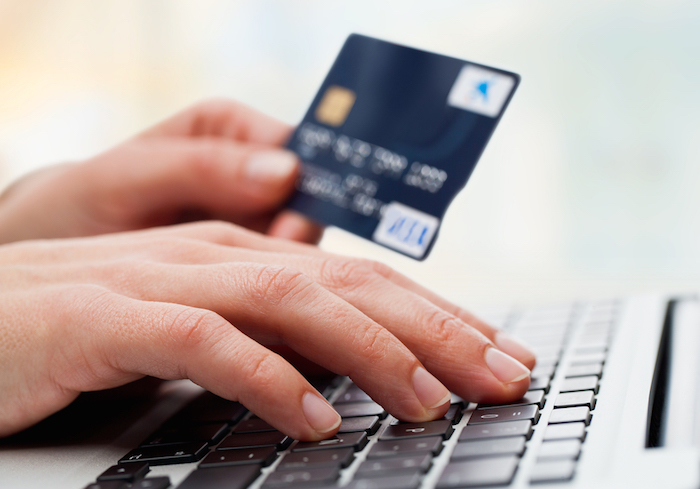 U.S. Consumer Spending Slips