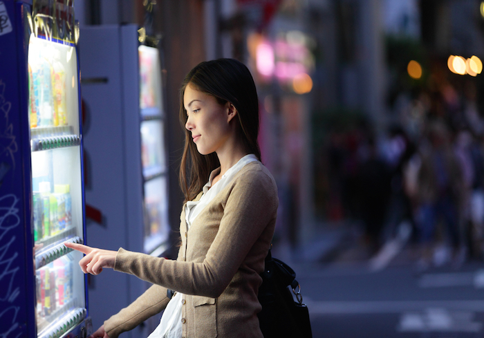 Consumers Ditch Cash For Cards At Vending Machines