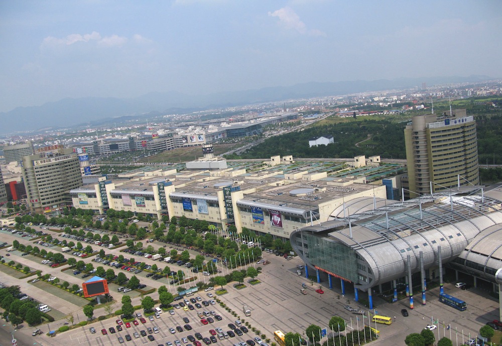 PhoenixMart’s Contrarian Commerce Play