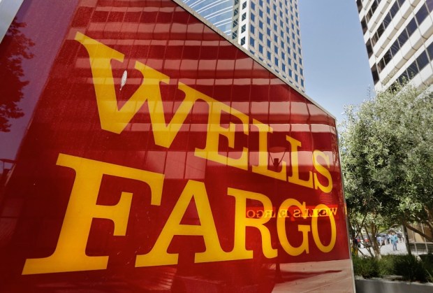Warren Slams Wells Fargo Over Error-Riddled Refunds