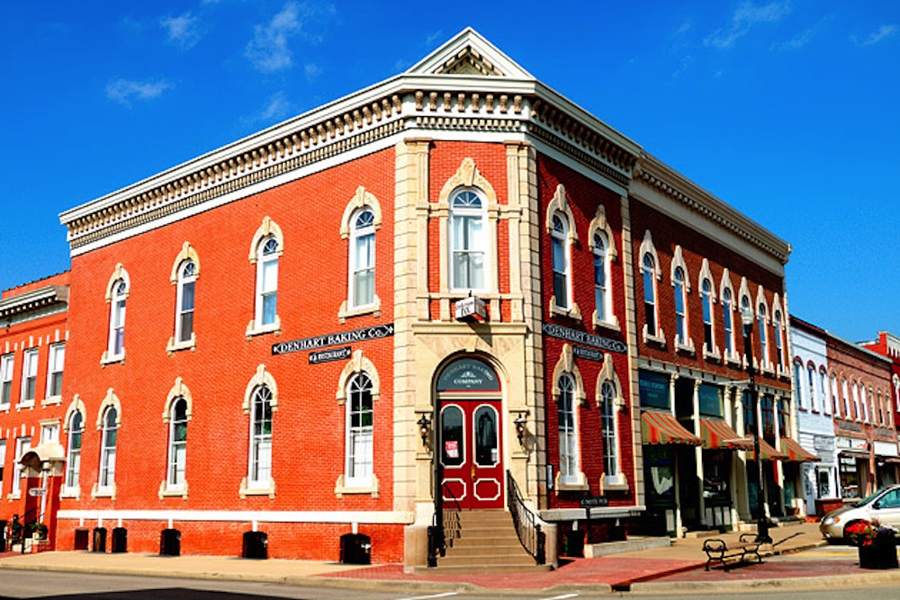 Connecting Small Banks To The Mobile Future