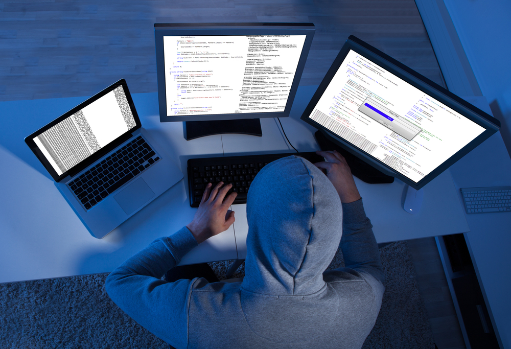 Fighting Online Fraud Through eDNA