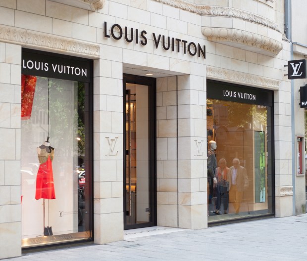Louis Vuitton Launches eCommerce Site In China