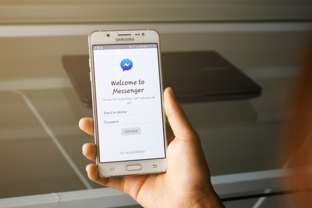 Facebook Expands Beta Test Of Messenger Ads