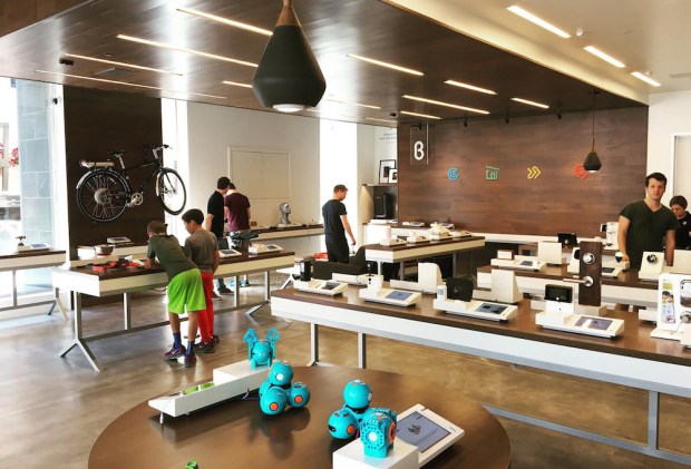 How B8ta Gives Consumers A Technology Test-Drive