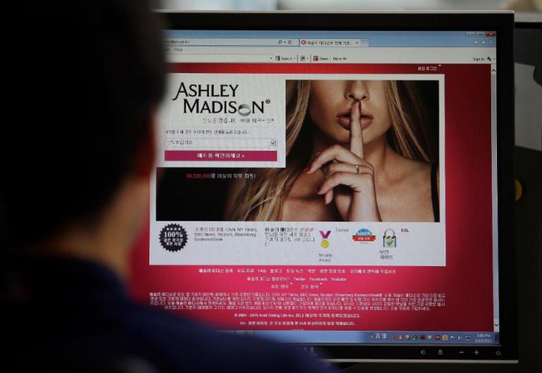 Ashley Madison Is Still Not Safe For Cheaters