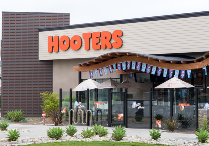 Hooters Expands Order-Ahead