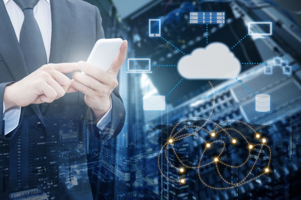 vCom Enhances IT Spend Management Mobile Solution