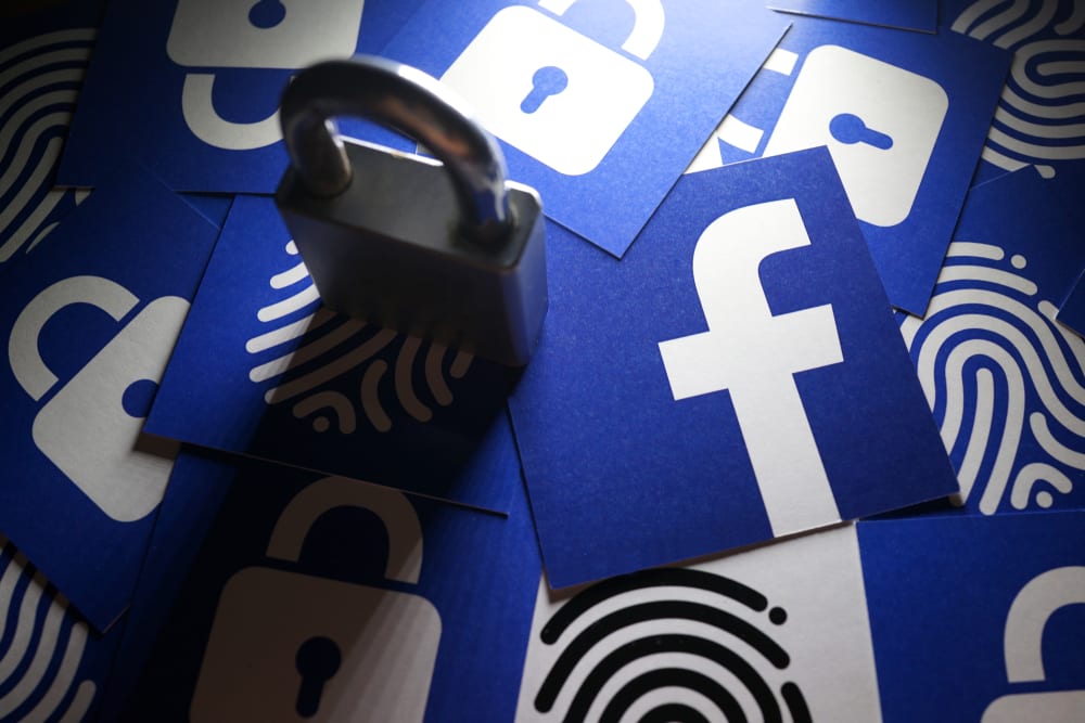 Facebook Admits To Uploading 1.5M User Contacts