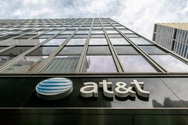 AT&T Loses Pay-TV Subscribers Amid Q1 Revenue Miss