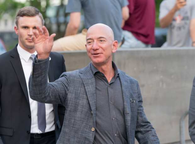 Bezos Explains ‘Fascination’ With Auto Tech