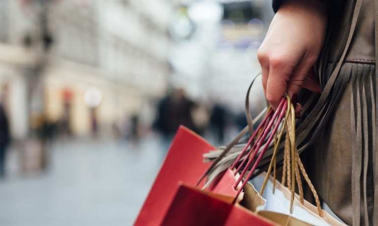 Retail shopping bags