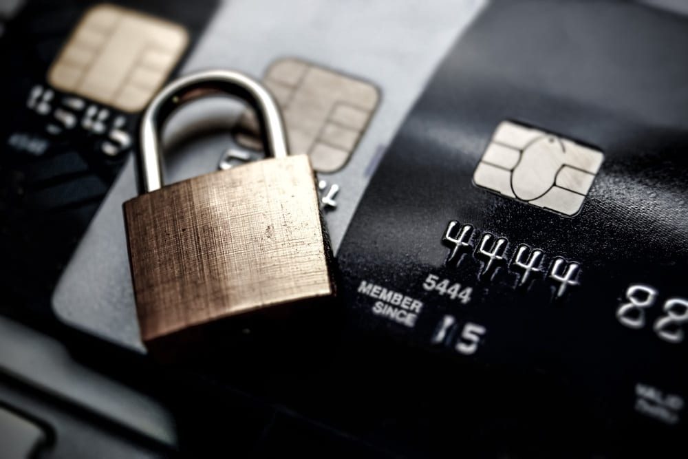 Why Layering Is Going Out Of Fashion In Consumer Authentication