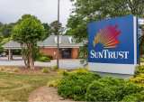 SunTrust Beats Revenue Forecast Ahead Of Merger