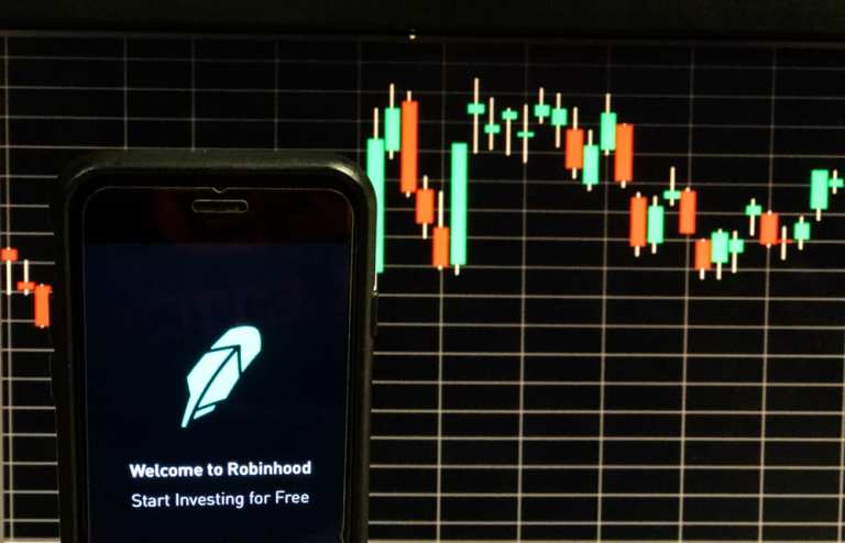 Big Fizzle: Robinhood Fizzles As Markets Gyrate