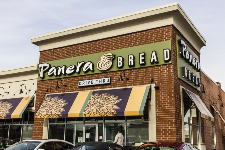 Panera Unveils Curbside Pickup With Geofencing