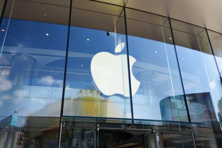 Apple Shares Buoyed By Analyst Optimism