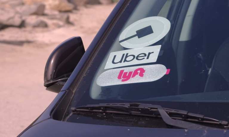 NY Judge Orders Payouts For Uber, Lyft Drivers