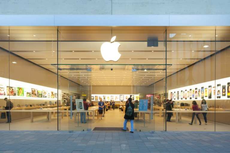 Apple To Shutter 30 More US Stores Again