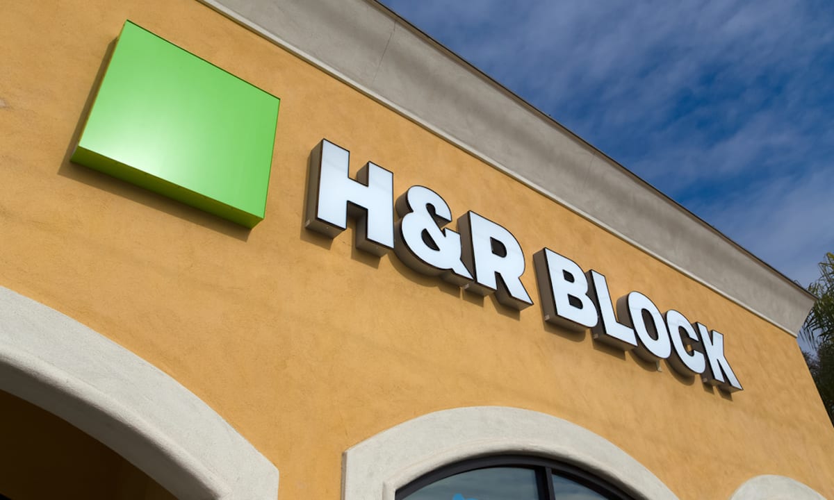 Stimulus Checks Pose Issues For H&R Block, TurboTax 