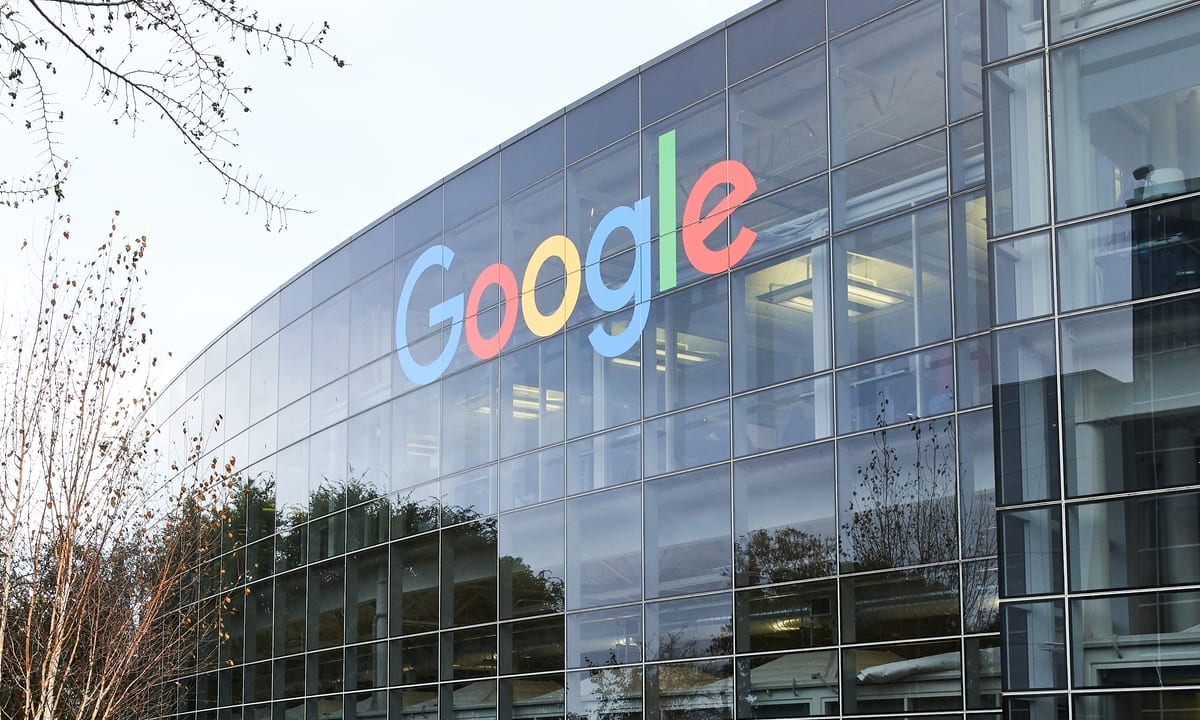 Google Makes Hotel Search Listings Free