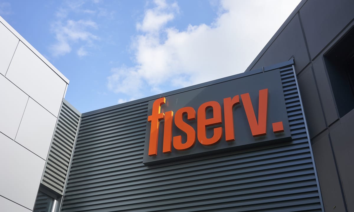 Fiserv Grows eCommerce Payments Sector; Debuts QR Codes With PayPal