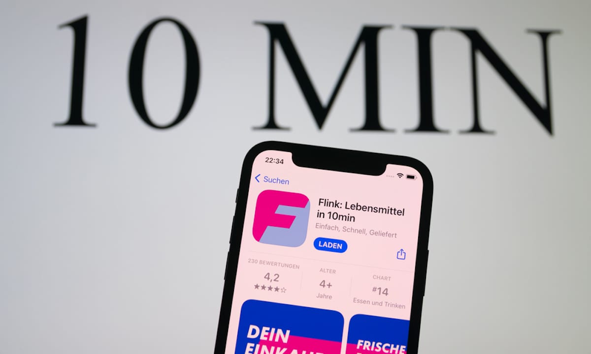 Amazon, Gopuff Both Seek To Buy Grocery Delivery Firm Flink