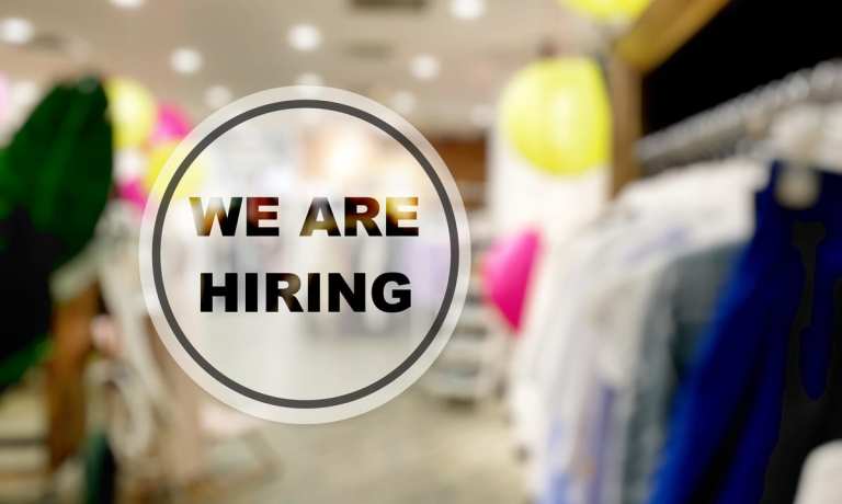 retail now hiring sign