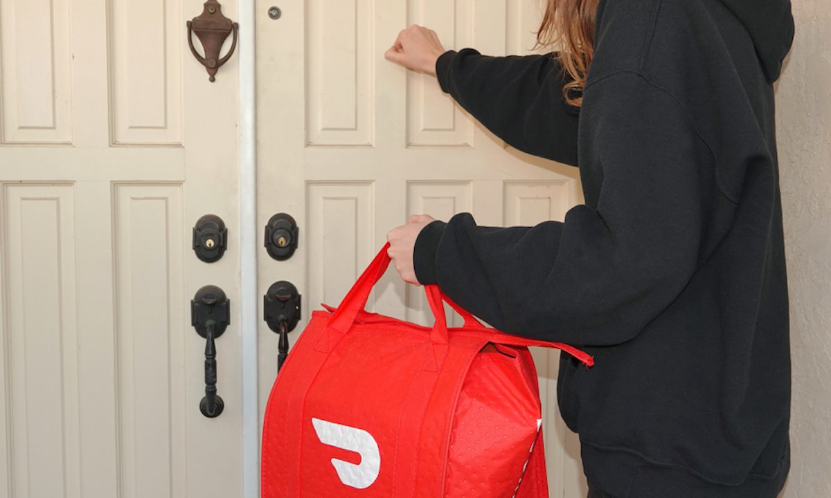 Wholesalers Woo Independent Grocers with On-Demand eCommerce Solutions 