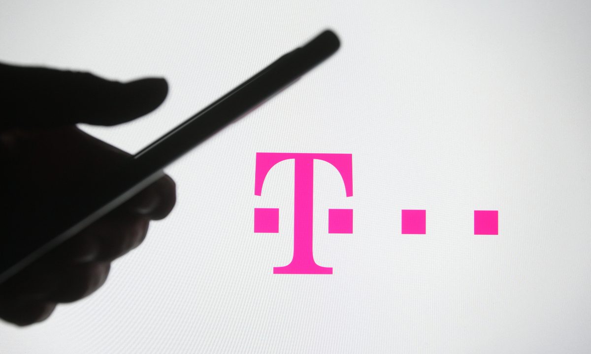 Hacker Admits To T-Mobile Data Breach, Targeted Unprotected Router