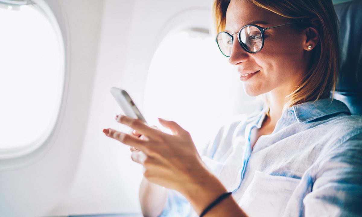 Airline Stocks Get Bounce From Strong Booking Trends That Defy War, COVID-19 and Cost