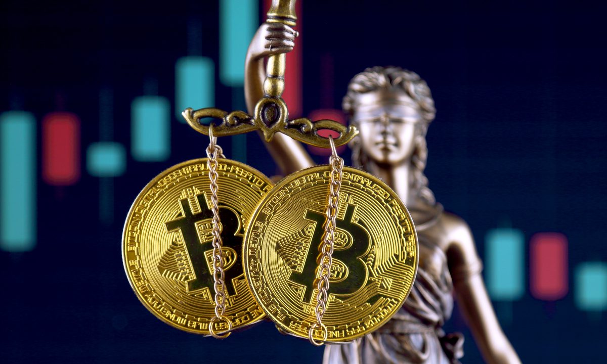 Former Treasury Sec Summers: Crypto Needs Rules Like Automotive, Airline Industries