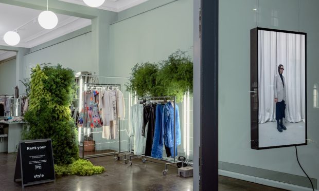 H&M, Iablaco Partner on Blockchain-Based Clothing Rental Service