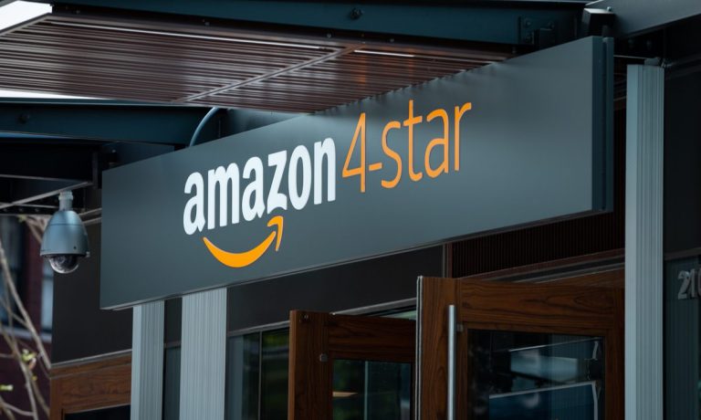 Amazon, UK, bricks-and-mortar, non-food, 4-star store