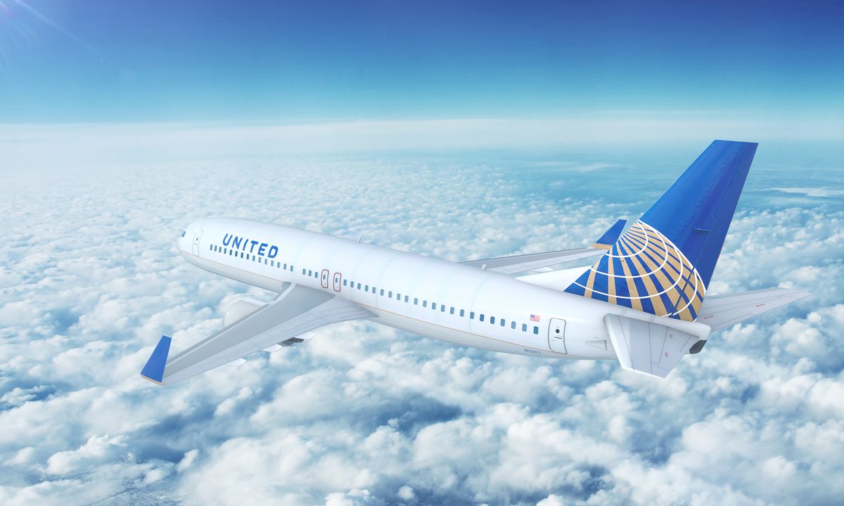 United Airlines Debuts PayPal QR Codes for In-Flight Payments