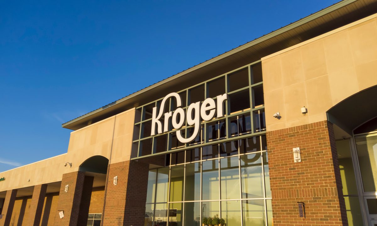 Today in Food Commerce: Amazon Turns Focus to Grocery; F&B Businesses Remove Russian Brands
