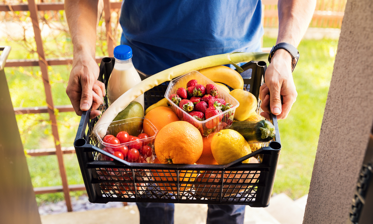Ultrafast Grocery Delivery Services Compete Globally for On-Demand Loyalty