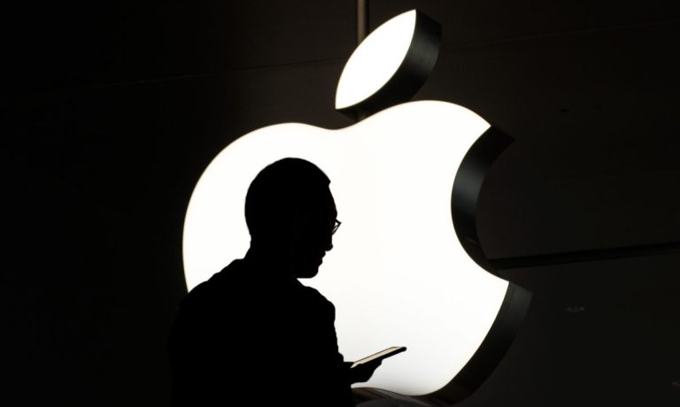 Poland Anticompetition Watchdog Investigates Apple