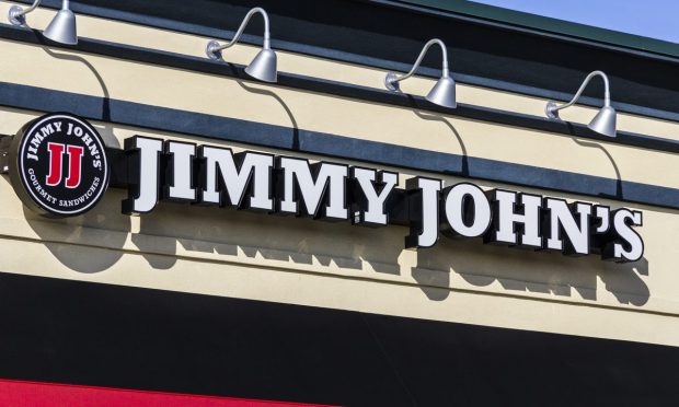 Workforce Platform Branch Teams with 500 Jimmy John’s Location on Cashless Tips, Other Services