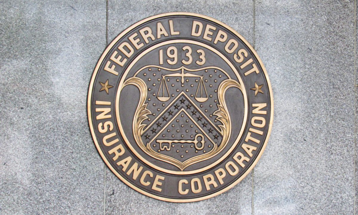 Advocacy Groups Call on Regulators to Ban High-Interest Rate FinTech Loans