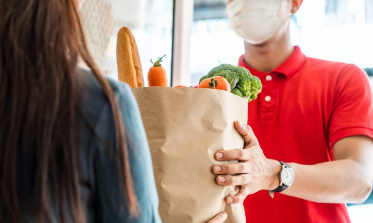 Walmart Takes on Instacart With Tech Partnership