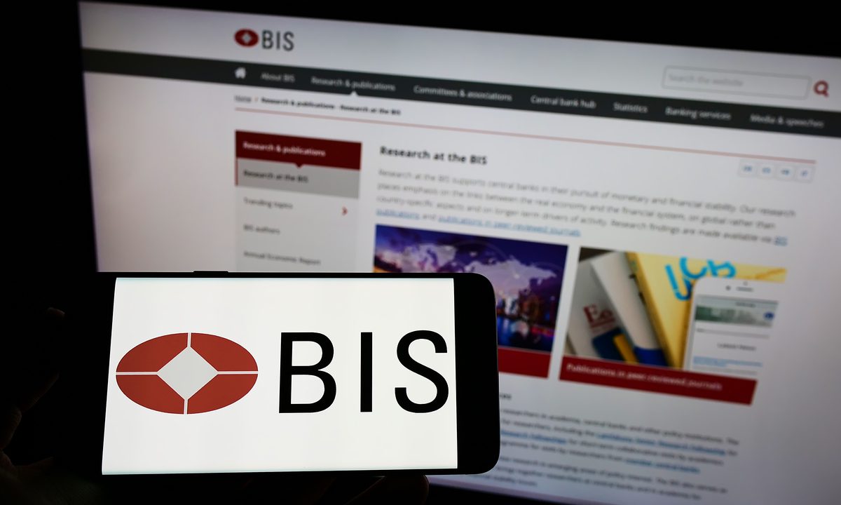 BIS Says Stablecoins Require ‘More Restrictive Regime’ Than Traditional Finance
