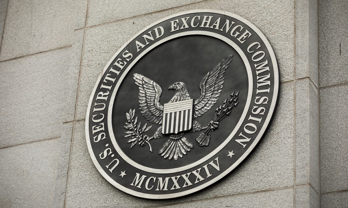 SEC Chair Steps up Crypto Crusade, Sends Message to CFTC