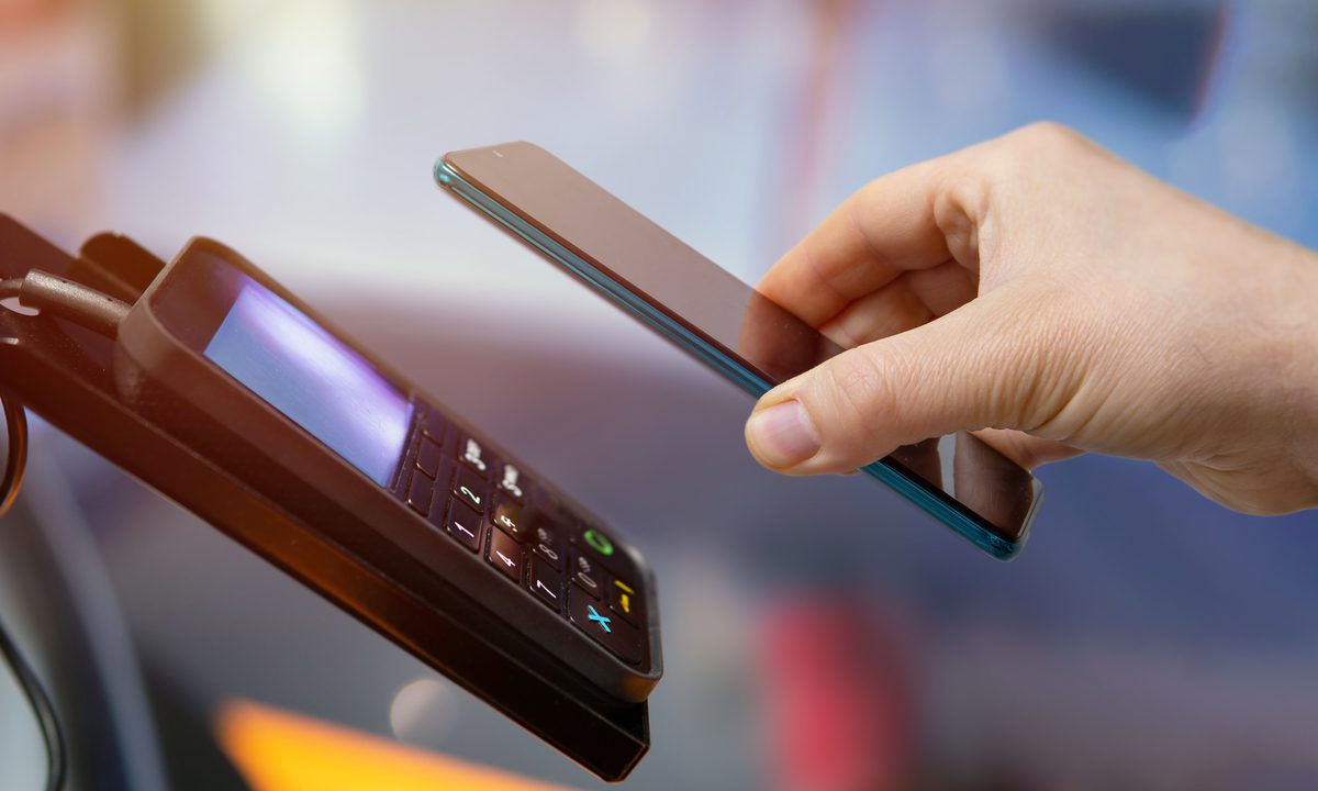 Apple Faces EU Antitrust Charges Over NFC Chip Practices